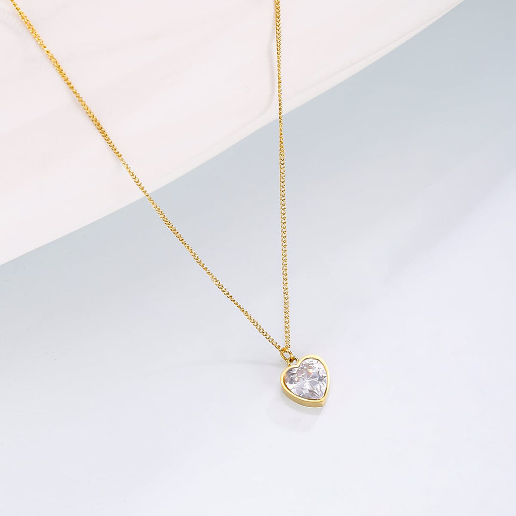 2022 18K Vintage Wedding Pearl Choker Heart Necklace For Women Geometric Heart Pendant Necklaces Jewelry collier de perles