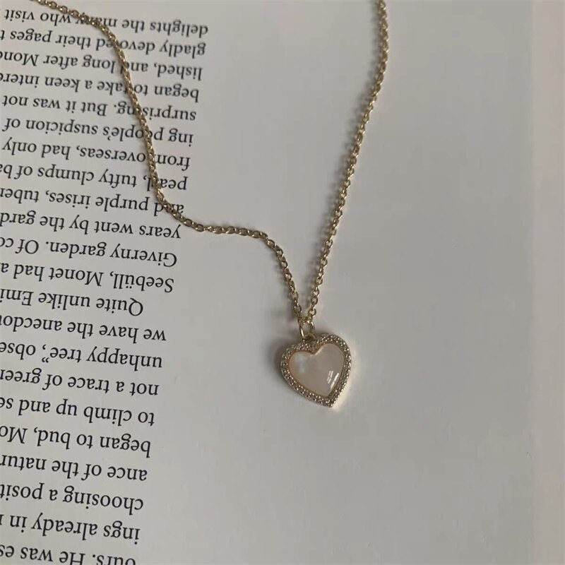 2022 Trend Love Heart Shell Necklace for Women Mnimalist Clavicle Chain Choker Wedding Party Aesthetic Jewelry