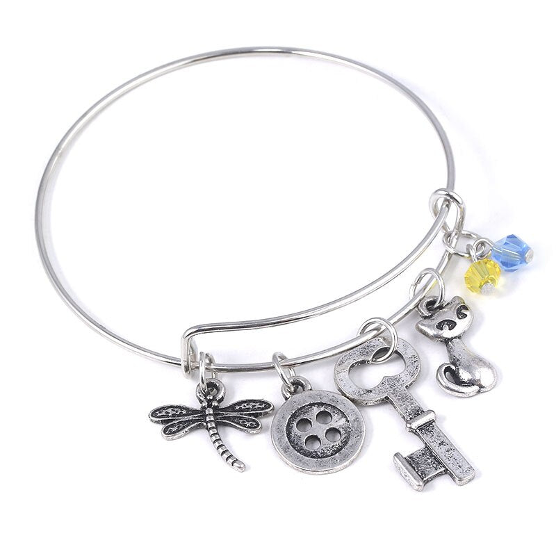 20Pcs/Lot Horror Movie Coraline Necklaces The Secret Door Black Button Key Skull Pendant Necklace Halloween Jewelry