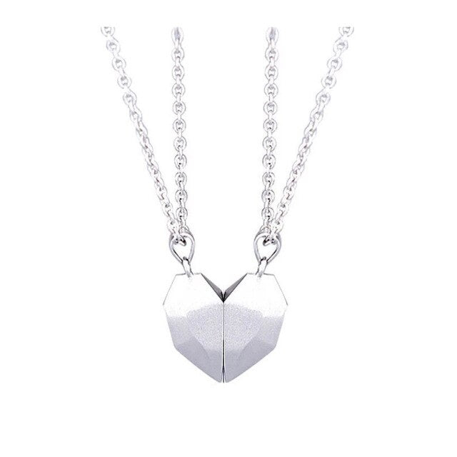 2Pcs Minimalist Lovers Matching Friendship Heart Pendant Couple Magnetic Distance Faceted Heart Pendant Necklace Couple Jewelry