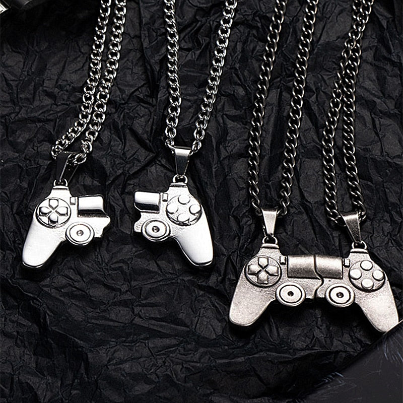 2Pcs/Set Magnetic Game Controller Couple Necklace with Gold/Silver Color PS4 Game Console Pendant Necklace Valentine's Day Gift