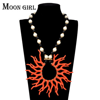 3 color Simulated Pearl chain necklace for women autumn fashion jewelry display New design coral choker statement necklace