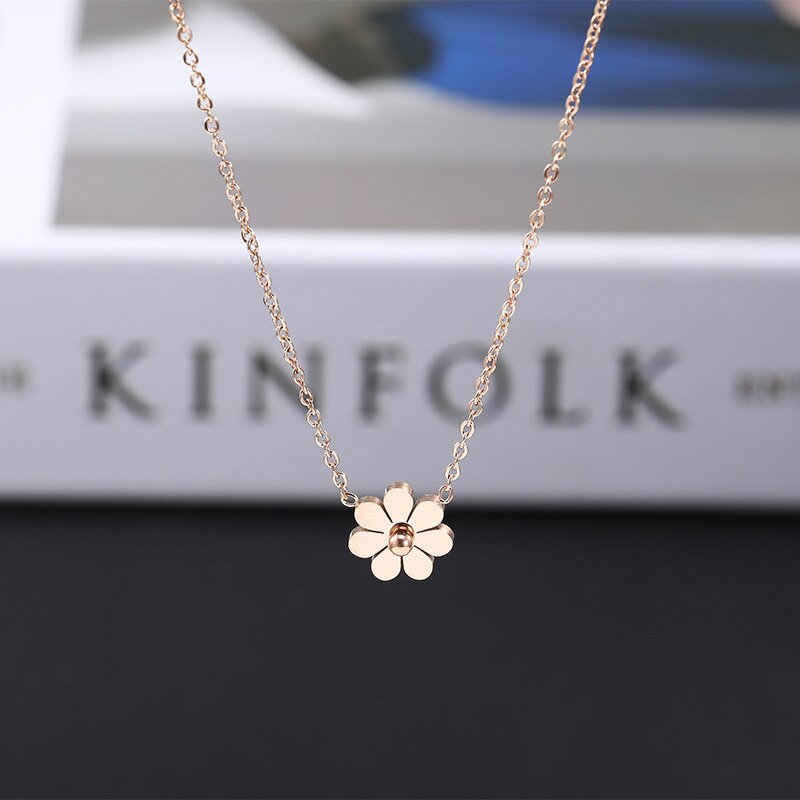 316L Stainless Steel Fine Focus Student Jewelry Daisy Flowers Charms Choker Collier Necklaces & Pendants For Women Kids