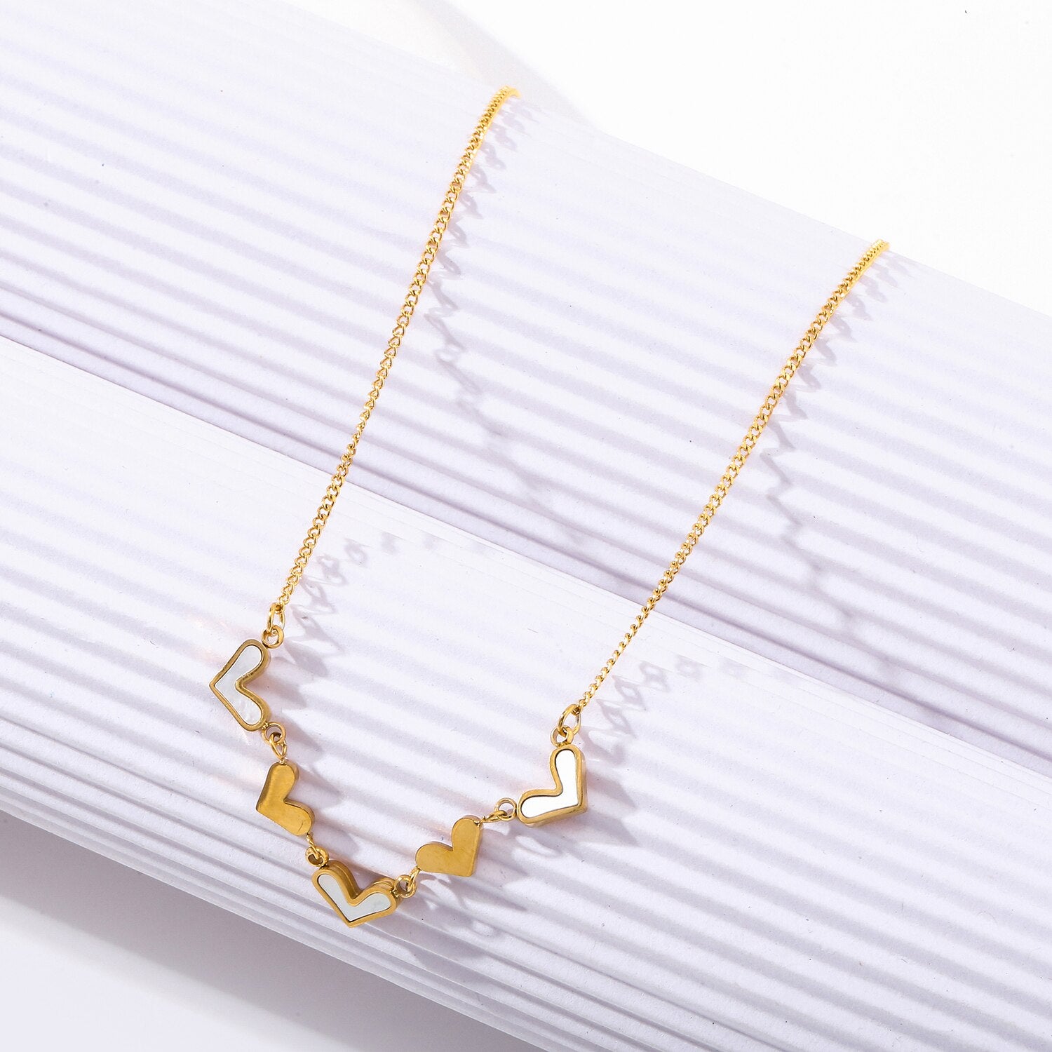 316L Stainless Steel Five Love Heart Pendant Gold Color Clavicle Chain Choker Shell Necklace For Women Wedding Accessories