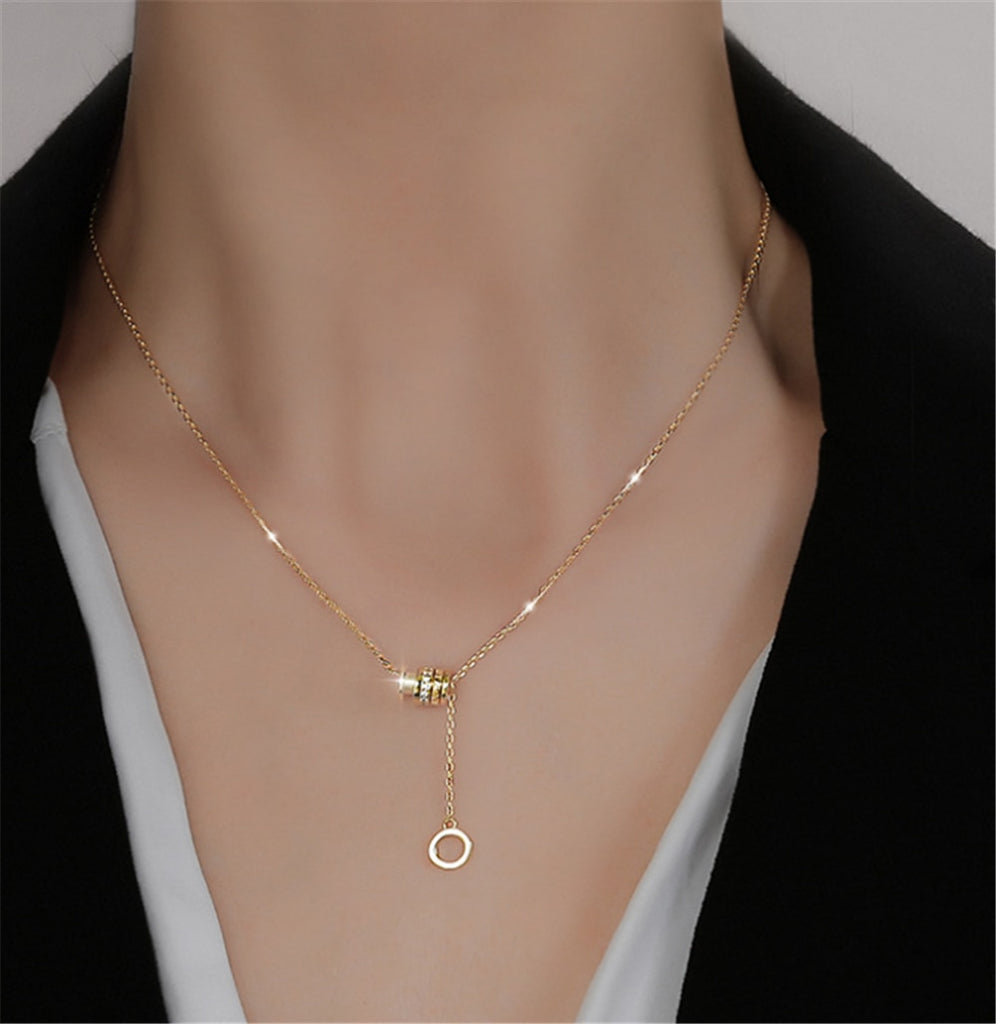 316L Stainless Steel Roman Numeral Pendant Necklace Fast Color Titanium Steel Transit Light  Necklace