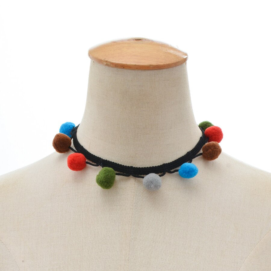 4Color Harajuku Colorful Fur Ball Tassel Choker Necklace For Women Ethnic Pompon Fluffy Necklaces Chokers Choker Chocker