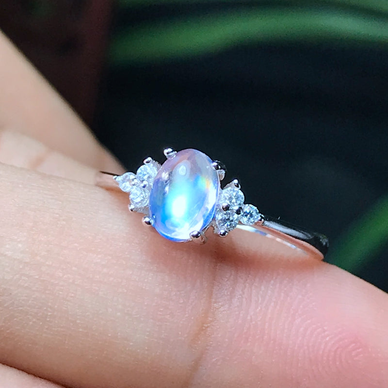 925 Silver Natural Blue Moonstone lady ring glass quality is good
