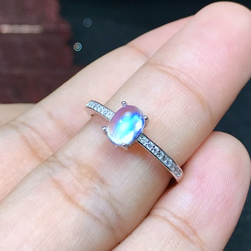 925 Silver Natural Blue Moonstone lady ring glass quality is good