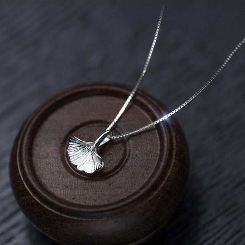 925 Sterling Silver Necklace Pendants For Women Original Design Flower Romantic Long Chain Fashion jewelery D617