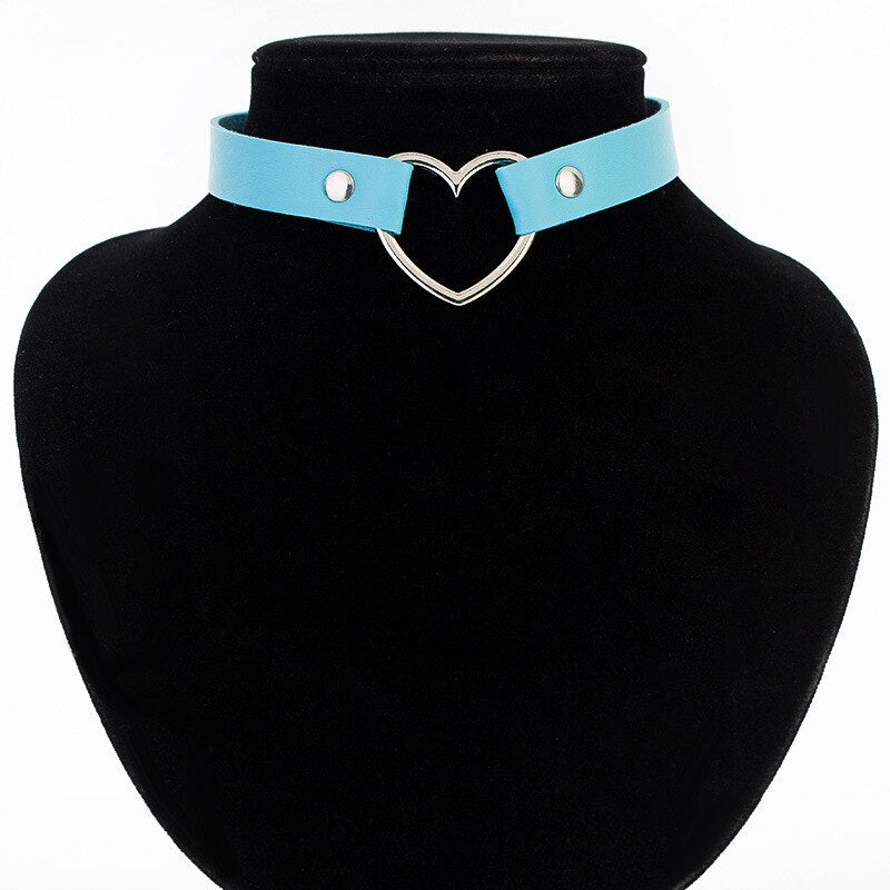 9Color Punk Leather Chokers Necklaces Women Party Heart Shape Pendant Necklace Female Collar Jewelry