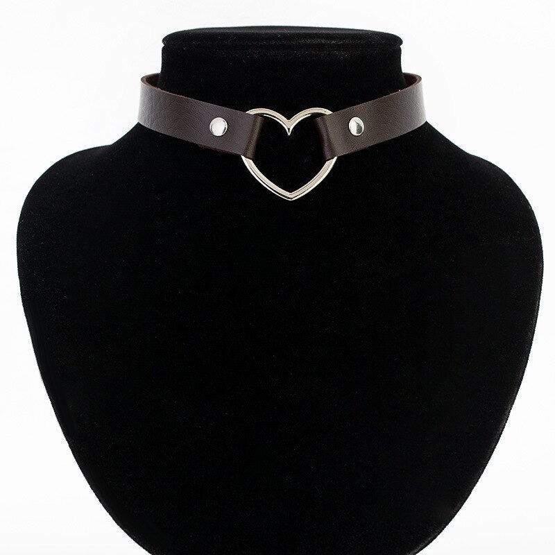 9Color Punk Leather Chokers Necklaces Women Party Heart Shape Pendant Necklace Female Collar Jewelry