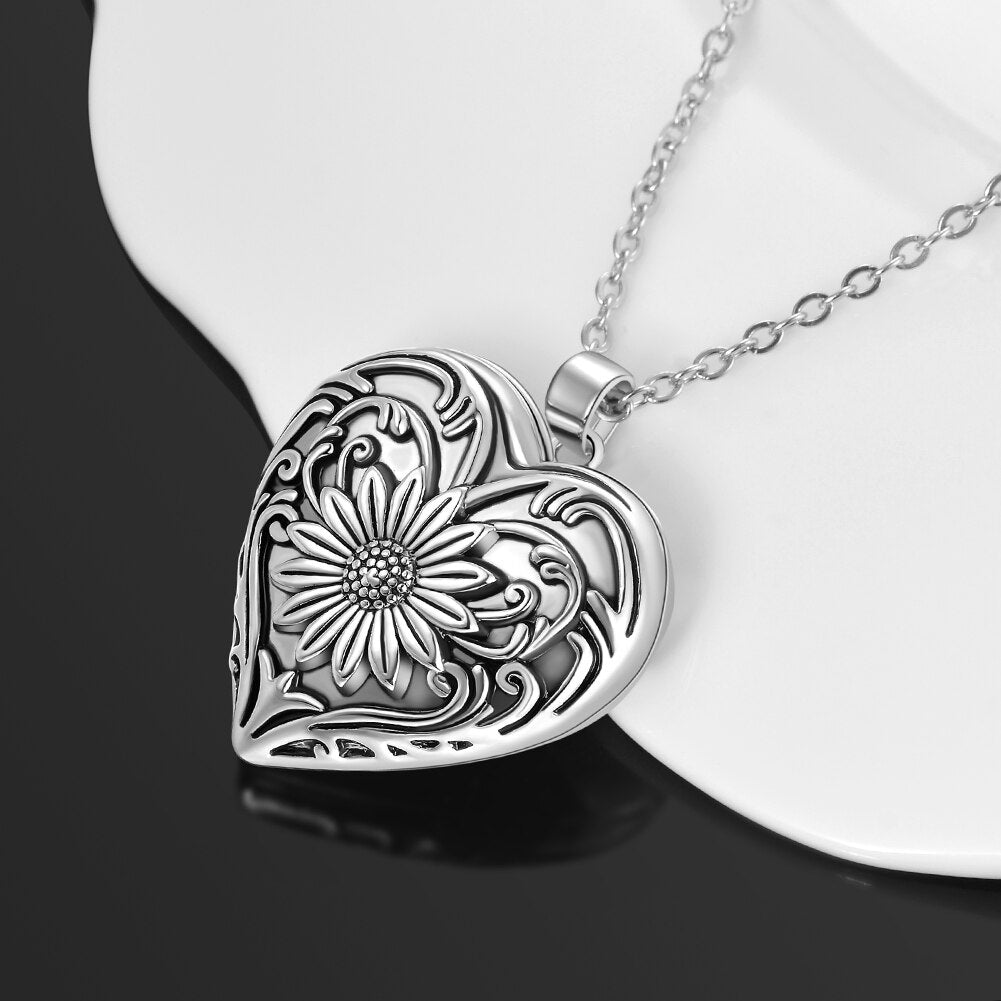 A Piece of My Heart is in Heaven Memorial Keepsake Cremation Jewelry Angel Wings Urn Necklace pendant for Ashes Dropshiping