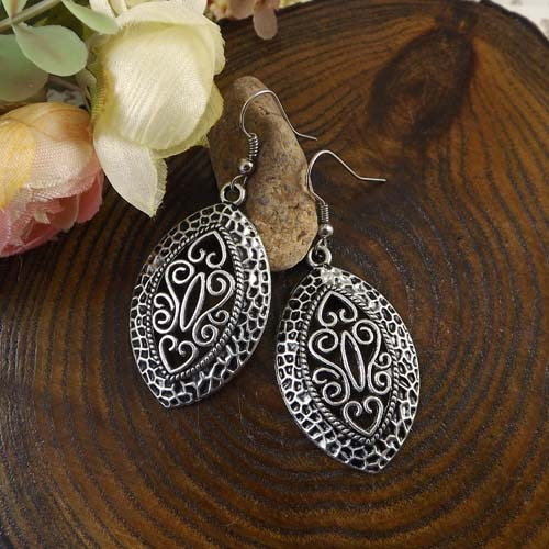 2020 Women G Classic Fashion Jewelry Gift Ethnic Tibetan Silver Earrings Bohemia Leaves