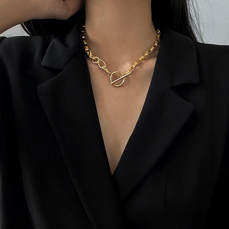 AOMU Exaggerated Gold Color Thick Chain Metal Necklace Hip Hop Sweater Chain for Women Trendy Jewelry Accessories Gifts Party