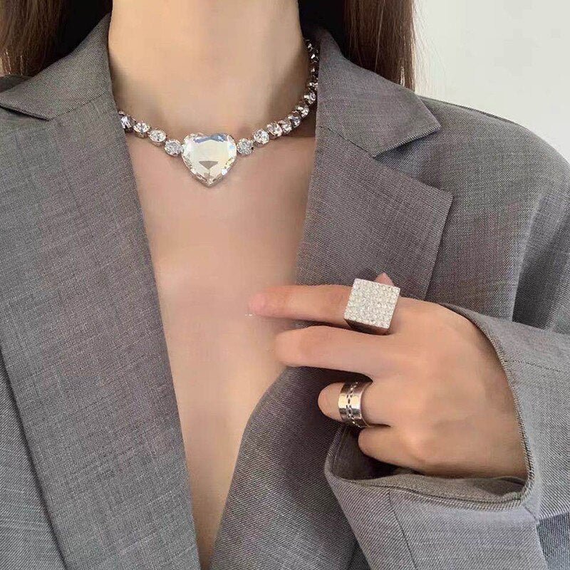 AOMU  Hyperbole Rhinestone Big Love Pendant Metal Silver Color Clavicle Chain Adjustable Choker Necklace for Women