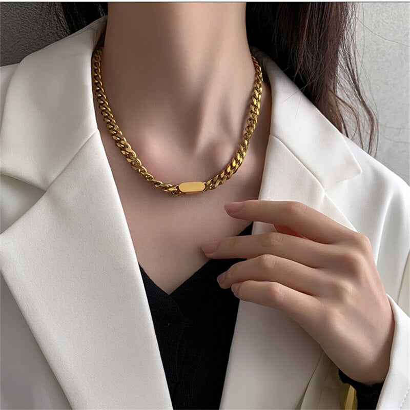 AOMU Hip Hop Trendy Personality Metal Gold Silver Color Thick Chain Geometric Clavicle Chain Necklace for Women Punk Jewelry