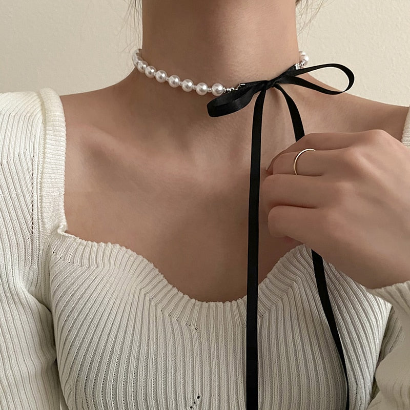 AOMU Sweet Black Velvet BowAdjustable Pearl Strap Bow Necklace Various Wearing Style Clavicle Chain Collar for Women Jewelry