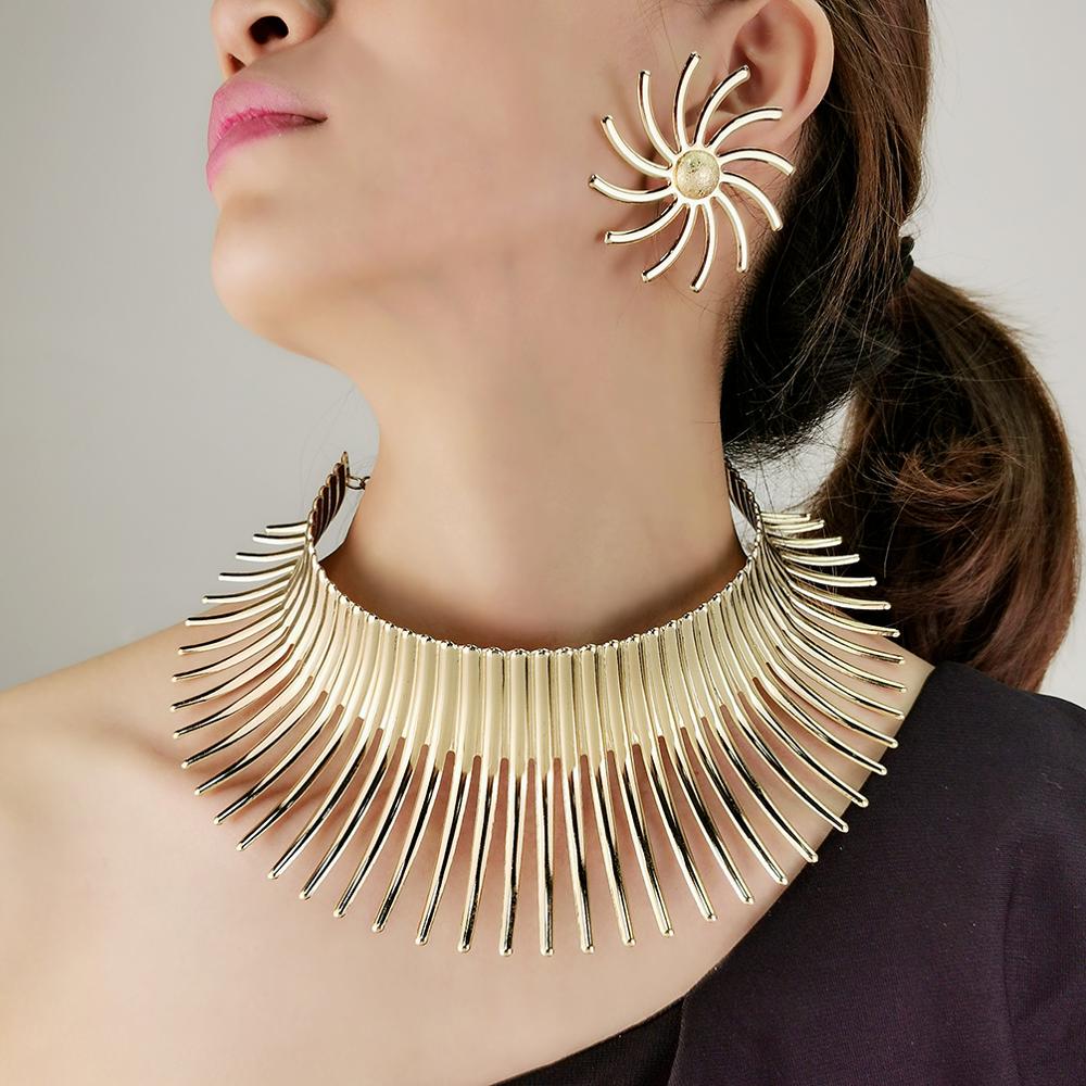 Africa Necklaces Jewelry Set Gold Color Metal Big Exaggerated Torque Choker Necklace Earrings Set Jewelry African Steampunk 2022
