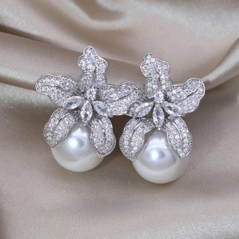 America Jewelry Silver Color Exaggerated Lily Flower Pearl Pendant Earrings  Women's Wedding Party Accessories