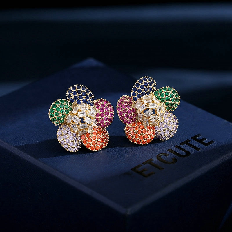 America selling Jewelry  Color Zircon sweet Daisy Flower Earrings Elegant Women's Holiday Party Accessories