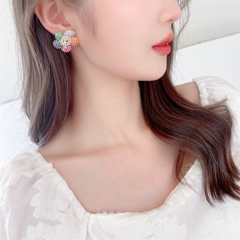 America selling Jewelry  Color Zircon sweet Daisy Flower Earrings Elegant Women's Holiday Party Accessories