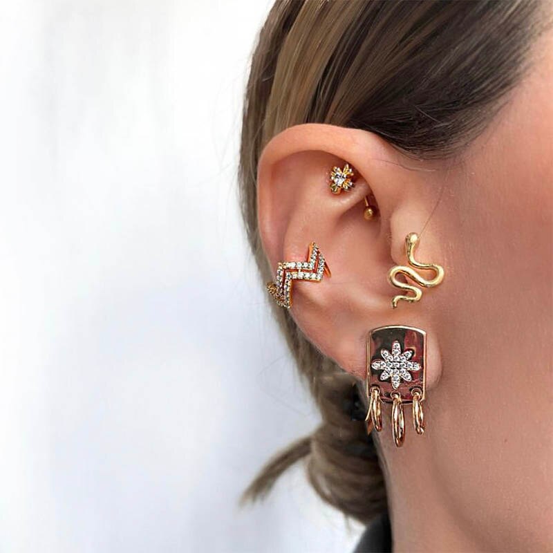 Anting-Anting Kancing Ular Baja Tahan Karat untuk Wanita 2023 Anting-Anting Kancing Wanita Mode Bentuk Ular Perhiasan India Korea Lucu Trendi