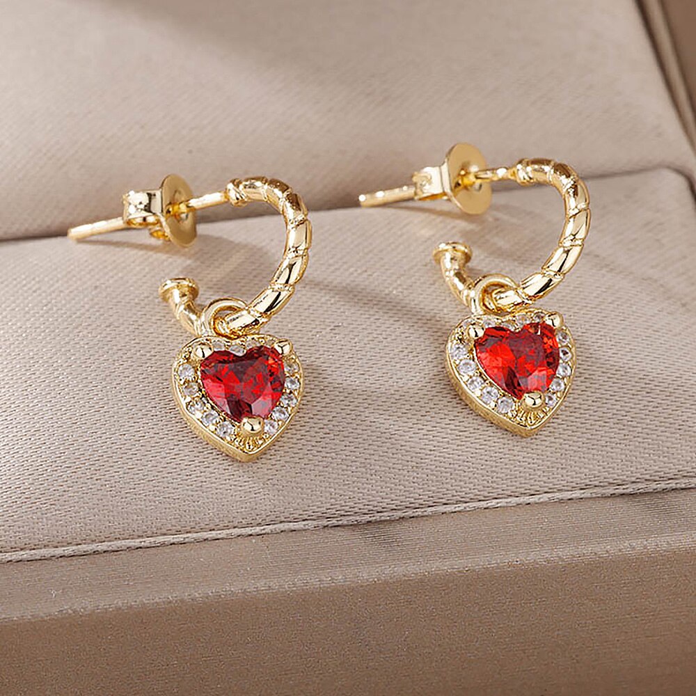Anting-Anting Kancing Zirkon Hati Merah untuk Wanita Anting-Anting Pasangan Kristal Berkilau Baja Tahan Karat Tren 2023 Perhiasan Pasangan Pernikahan