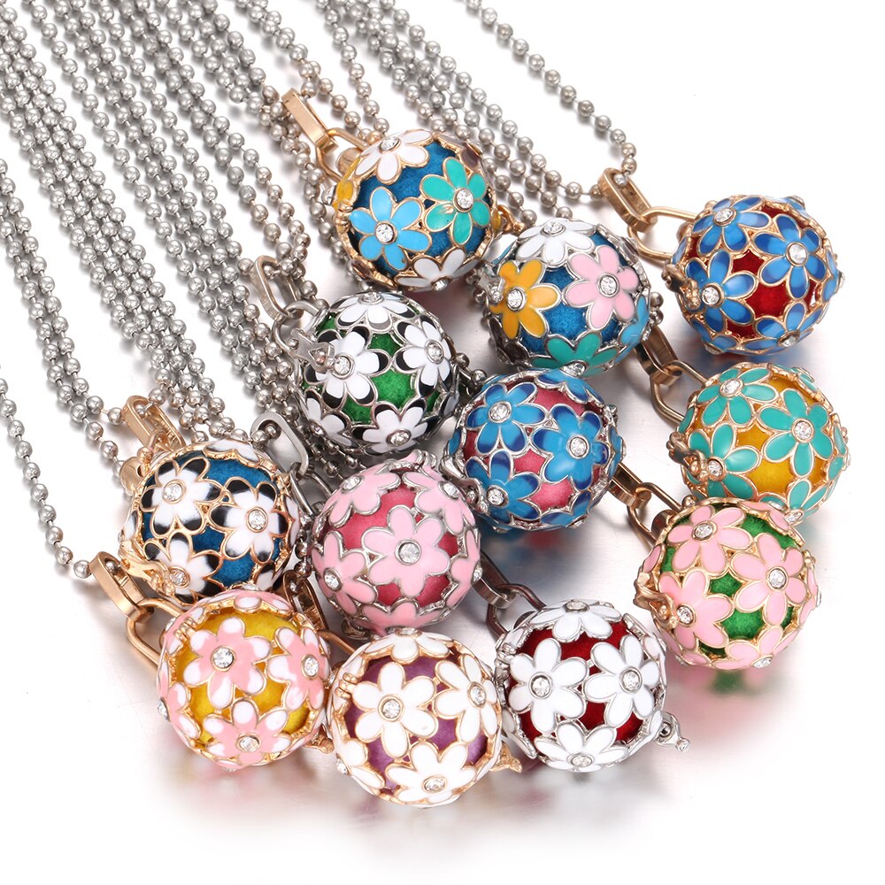 Aromatherapy Diffuser Neckalce Oil Painting Daisy Flower Essential Oil Aroma Diffuser Necklace Open Cage Locket Christmas Gift