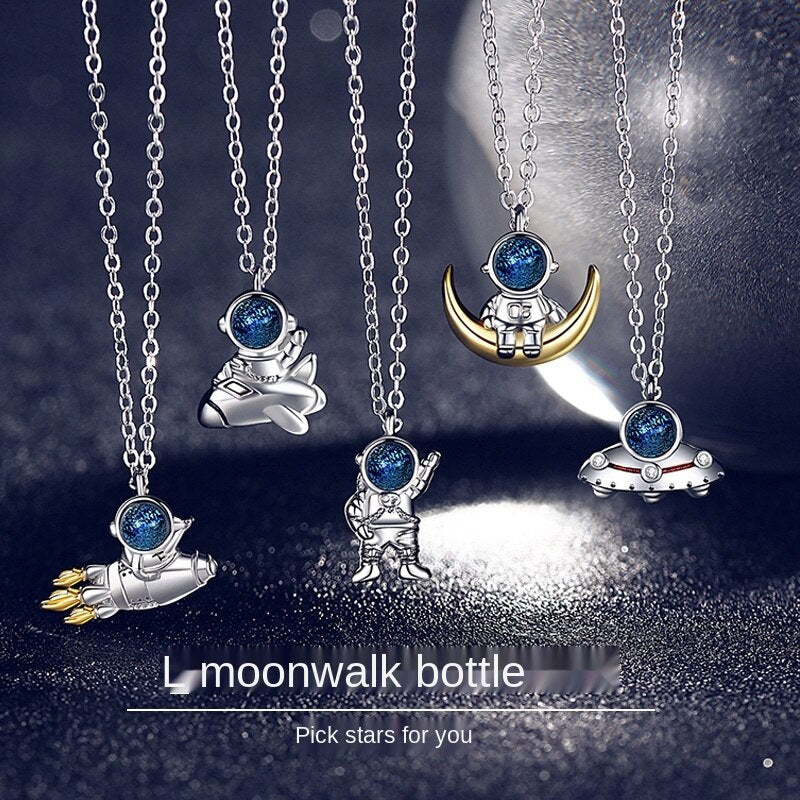 Astronaut Alloy Couple Necklace Female Commemorative Gift Light  Niche Pendant Cartoon Exquisite Clavicle Chain