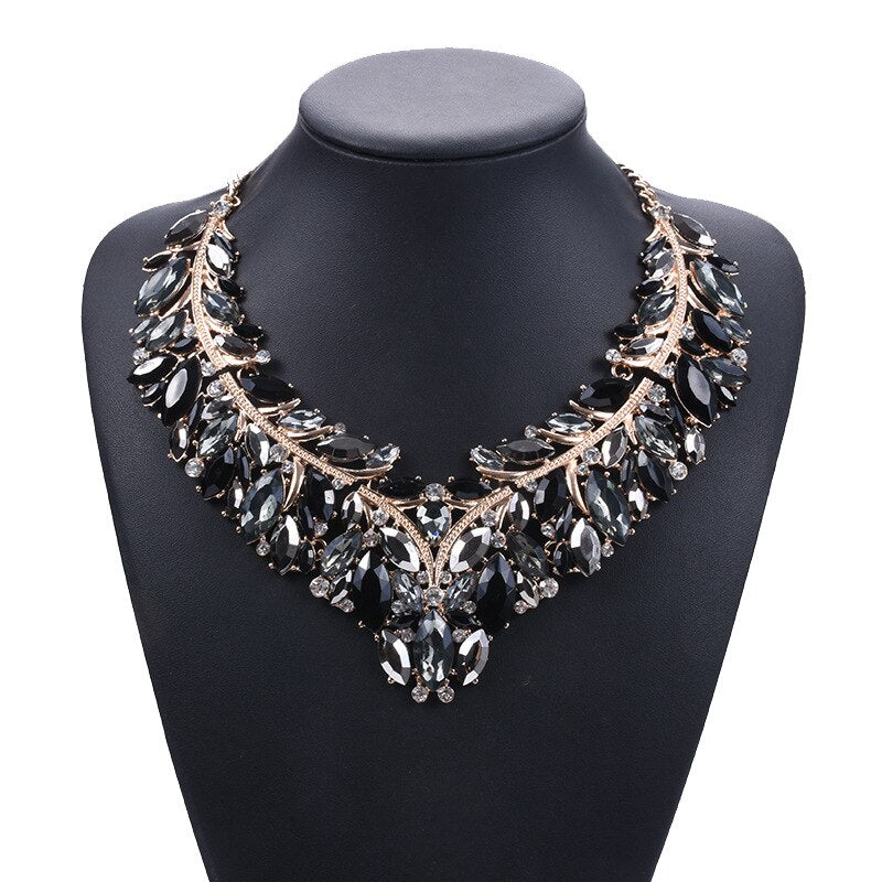 BK Jewelry Choker Necklace Elegant Colorful Clear Acrylic Crystal Rhinestone Sparkly Woman Gift Party Chain