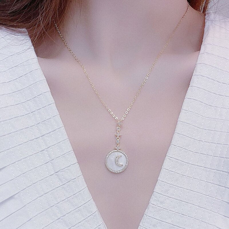 BUNTA Simple EXquisite Moon Micro Inlaid CZ Necklace for Women Temperament Shell Clavical Chain Kolye Anniversary Jewelry Gift