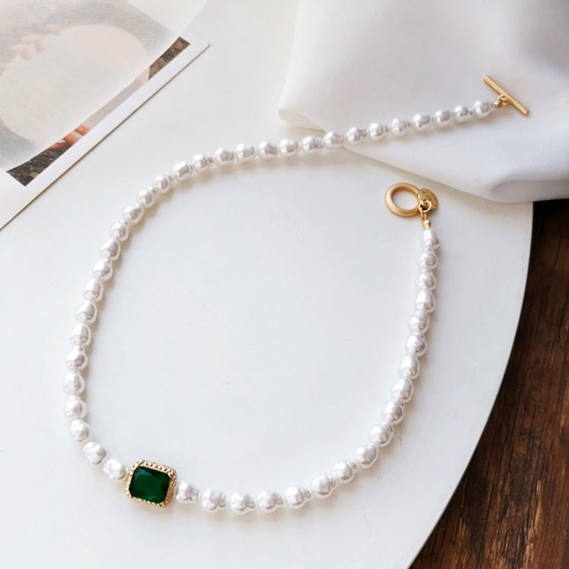 Baroque Vintage Green Crystal White Pearl Charm Choker Chain Necklace for Women Girls Sweet Female Small Fresh Collarbone 2021