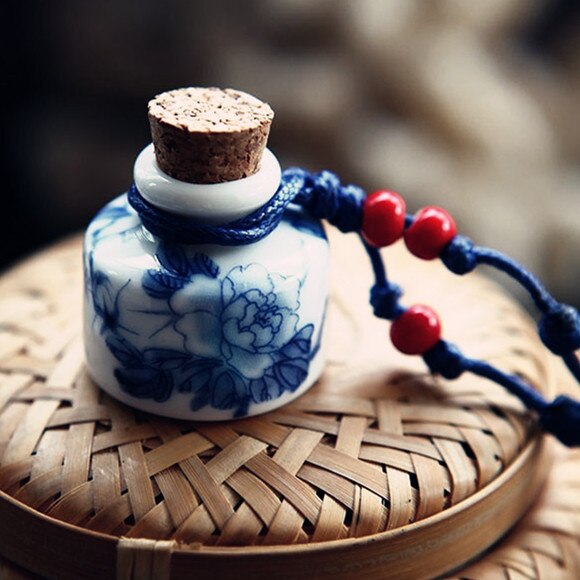 Beautiful Pastel Painted Ceramic Blue Lotus Charming Red Porcelain Beads Aromatherapy Wishing Bottle Pendant Wax String Necklace