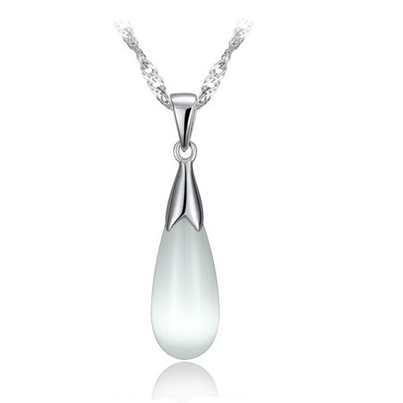 Beautiful Pink Or White Opal Necklace Silver Plated Water Drops Pendant 45CM Fine Chain Fashion Jewelry For Women Wedding