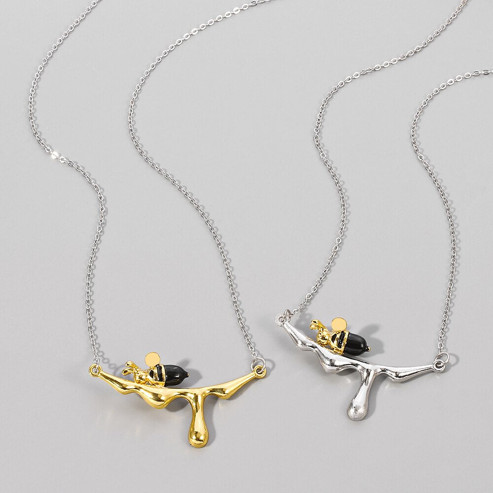 Bee and Dripping Honey Pendant Necklace Charm golden silver color bee chain necklace Designer Fine animal Jewelry gift for Women