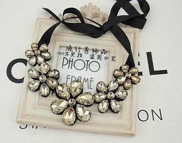 Bib statement flower collar lace choker pendant necklace vintage jewelry statement necklace choker rhinestone bead necklace