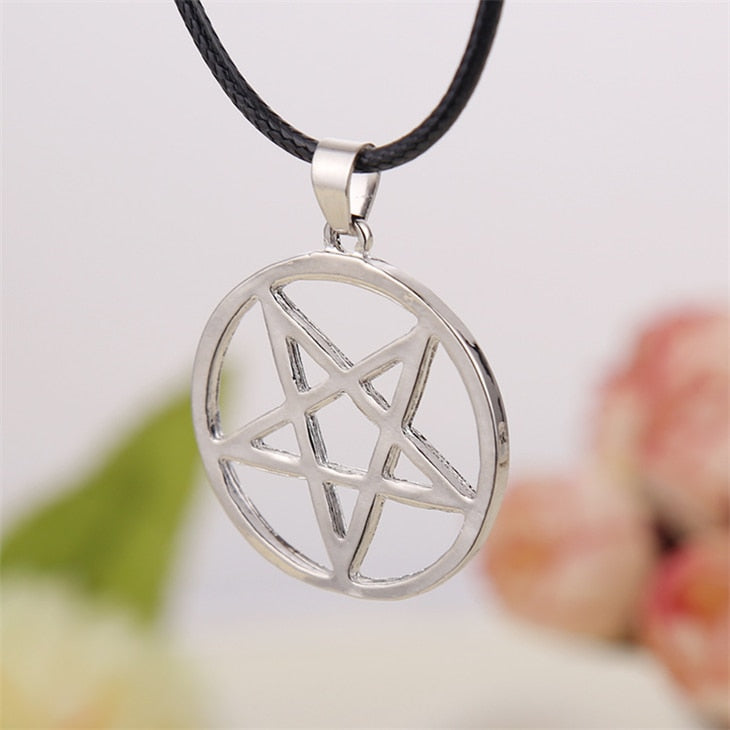 Black Butler Necklace Pentacle Pentagram Pendant Lucifer Satan Logo Sign Silver Color Supernatural Amulet Jewelry Men