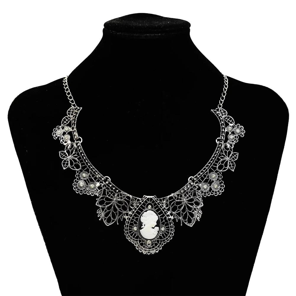 Black Sexy Lace Pendant Necklace Hollow Lace Flower Vintage Queen Head Crystal Pendant Chokers Necklace For Women Jewelry