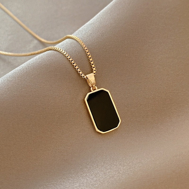 Black square Natural Shell Pendant Necklace for Women Stainless Steel Metal Choker Necklace Gift 2022