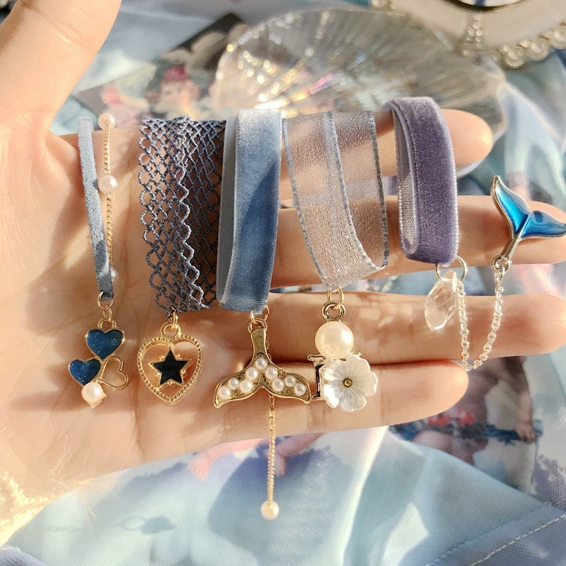 Blue Elegant Choker Necklaces For Women Lace Velvet Strip Hollow Flower Short Clavicle Jewelry Girl Cute Necklace