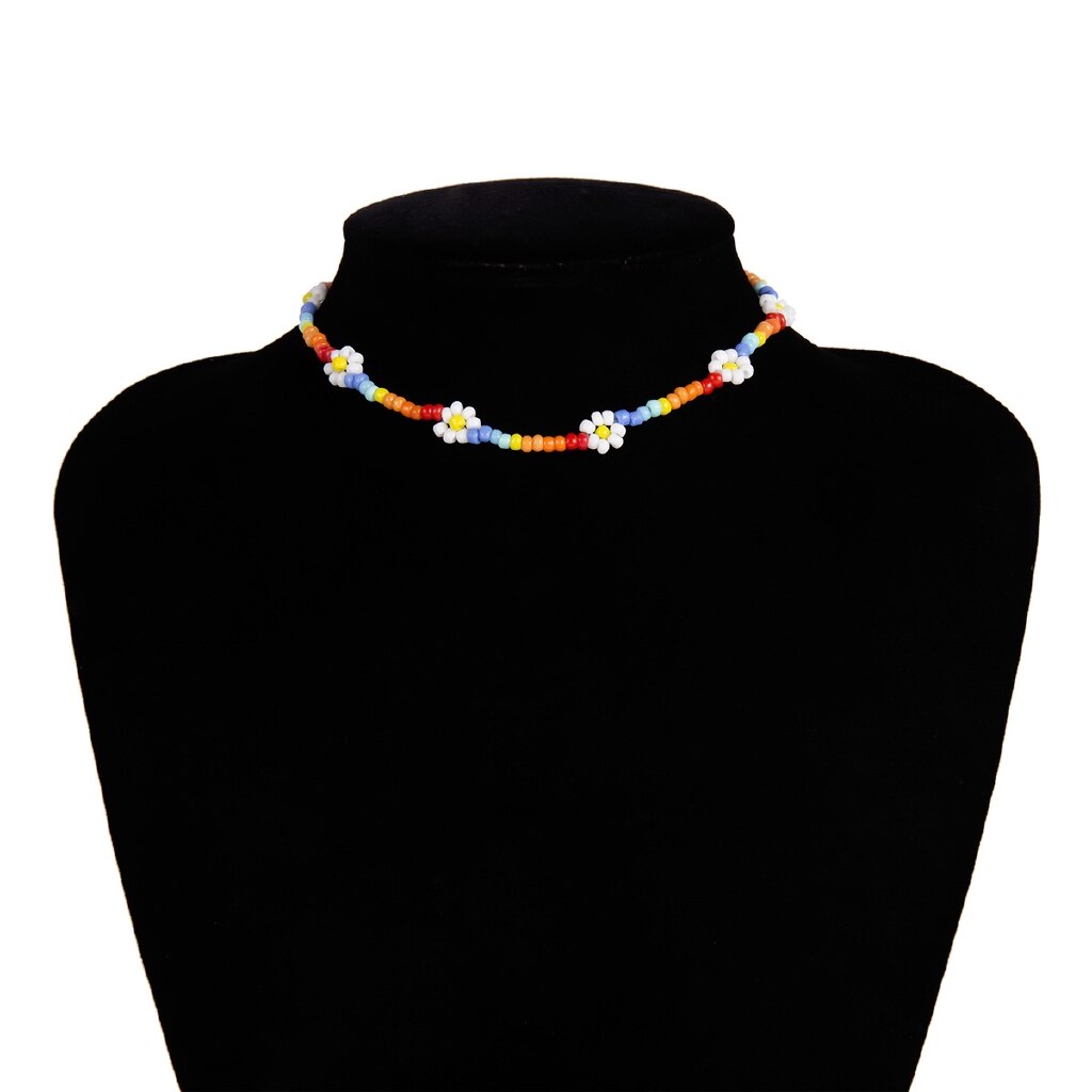 Bohemia Beaded Daisy Choker Necklace for Women Girls Summer Beach Jewelry Sweet Boho Colorful Beads Choker Necklaces