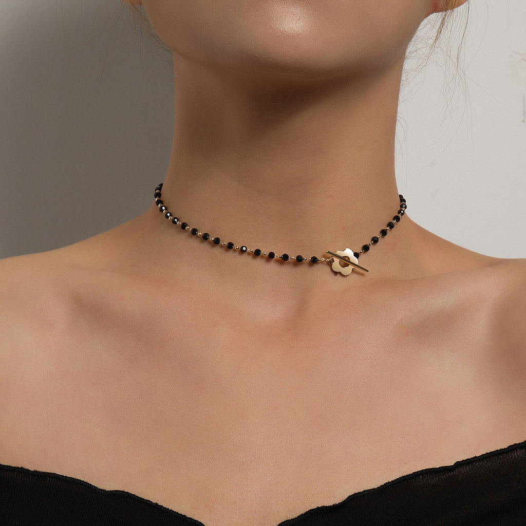 Bohemian Black Crystal Beads Chain Chokers Necklaces For Women Charm Gold Color Clavicle Chain Handmade Jewelry Accessories