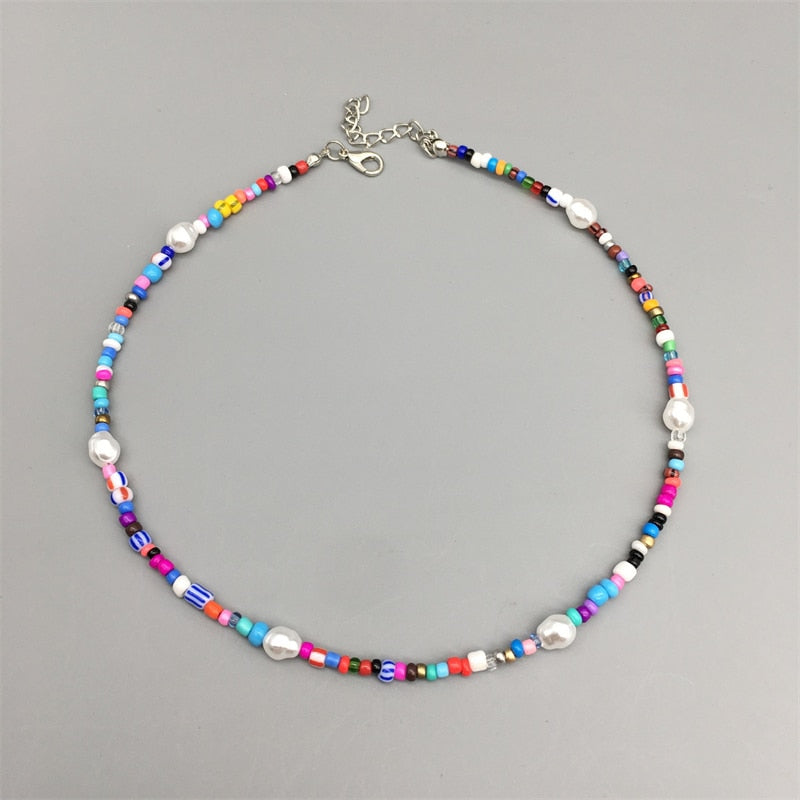 Bohemian Retro Ladies Colorful Beaded Irregular Pearl Necklace Creative Clavicle Chain Pearl Party Necklace Jewelry