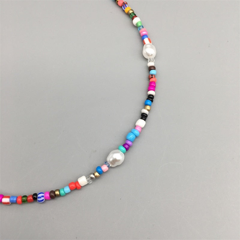 Bohemian Retro Ladies Colorful Beaded Irregular Pearl Necklace Creative Clavicle Chain Pearl Party Necklace Jewelry