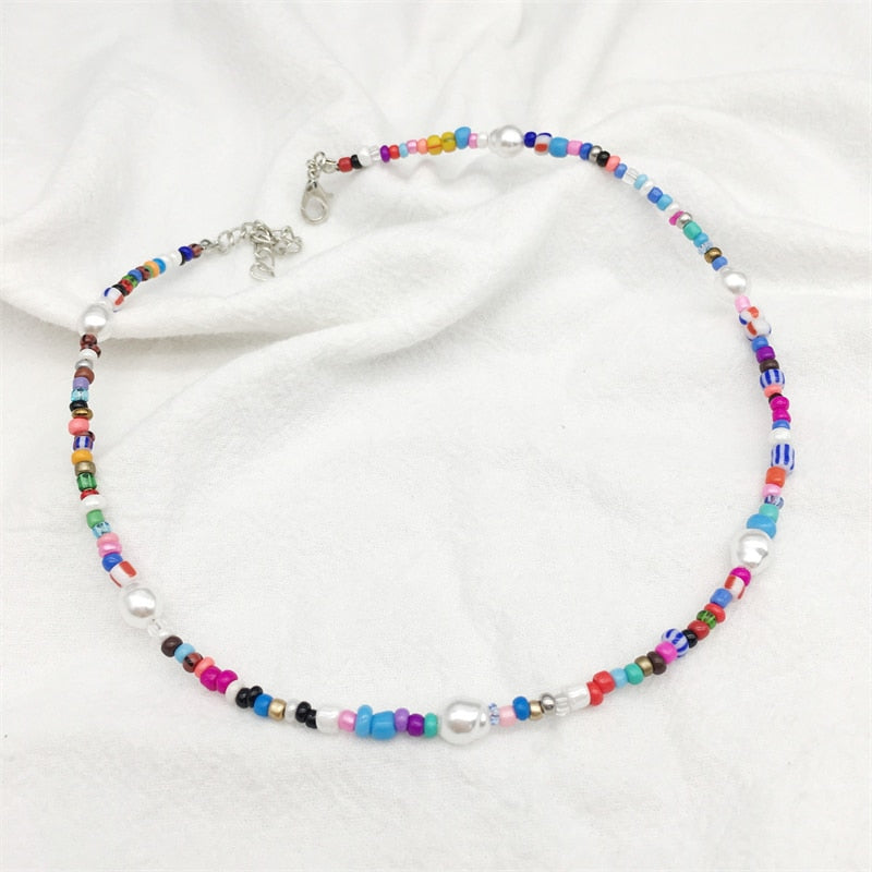 Bohemian Retro Ladies Colorful Beaded Irregular Pearl Necklace Creative Clavicle Chain Pearl Party Necklace Jewelry
