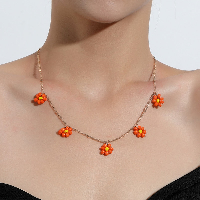 Bohemian Trendy Daisy Flower Seed Bead Choker Pendant Chain Necklace for Women Girl Wedding Party Jewelry Gift