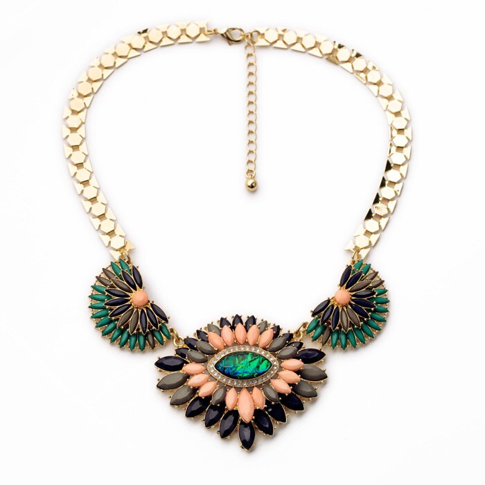 Bulk Price The Most Popular Exaggerated Twisted Singapore Chain Resin Plant Shiny Gold Color Pendant Necklace
