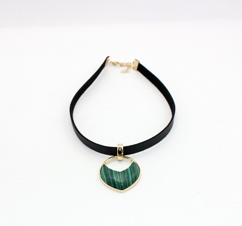 CHICVIE 2021 Women Jewelry Black Short Leather Cord Accessories Drop Shape Natural Stone Charm Pendant Chain Necklaces SNE170057