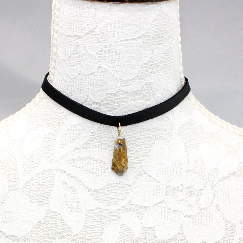 CHICVIE 2021 Women Jewelry Black Short Leather Cord Accessories Drop Shape Natural Stone Charm Pendant Chain Necklaces SNE170057