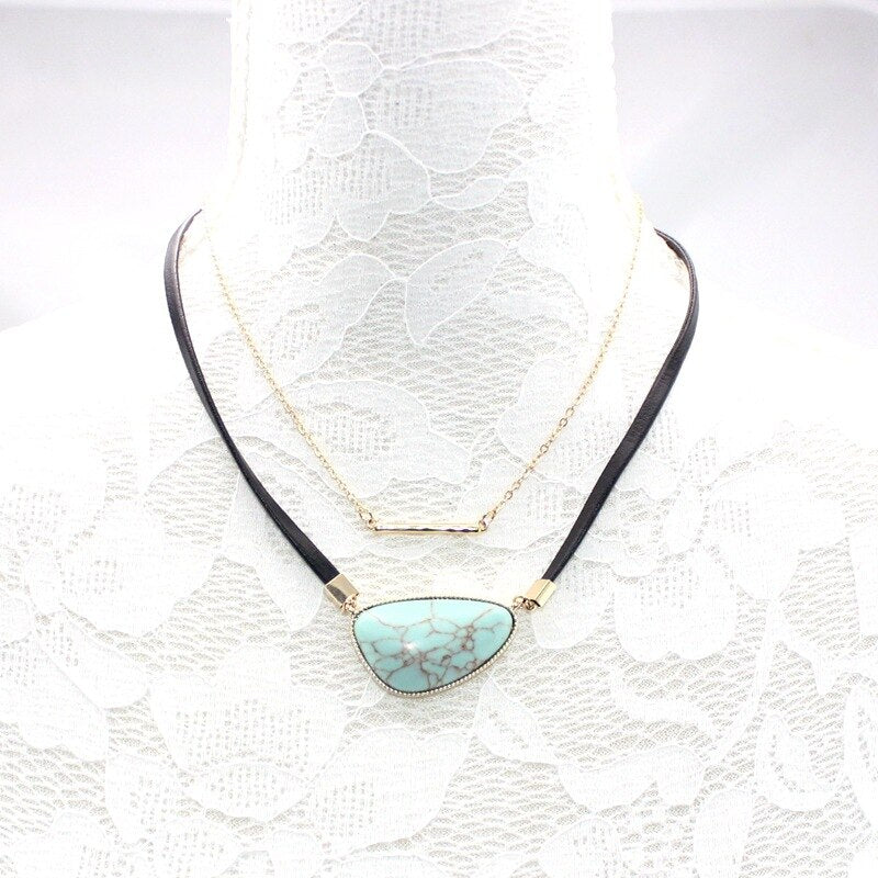 CHICVIE 2021 Women Jewelry Black Short Leather Cord Accessories Drop Shape Natural Stone Charm Pendant Chain Necklaces SNE170057